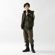 Load image into Gallery viewer, Master Chief Model Jacket Halo Infinite