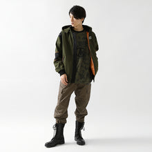 Load image into Gallery viewer, Master Chief Model Jacket Halo Infinite