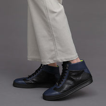 Load image into Gallery viewer, Mayoi Hachikuji Model Sneakers MONOGATARI Series