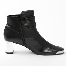 Load image into Gallery viewer, V Model Block Heel Boots Cyberpunk 2077