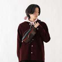 Load image into Gallery viewer, Hilda Model Crossbody Bag Fire Emblem: Three Houses