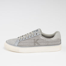 Load image into Gallery viewer, Kazuma Kiryu Model Sneakers Ryu Ga Gotoku Series