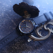 Load image into Gallery viewer, Demon's Souls Model Watch