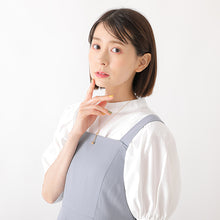 Load image into Gallery viewer, Bayonetta Model Necklace