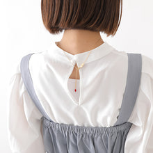 Load image into Gallery viewer, Bayonetta Model Necklace