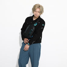 Load image into Gallery viewer, Hatsune Miku Model Crossbody Bag