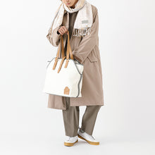 Load image into Gallery viewer, Natsume's Book of Friends Model Tote Bag