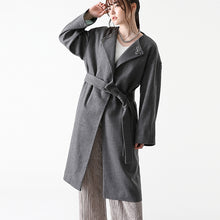 Load image into Gallery viewer, Byleth (Female) Model Coat Fire Emblem: Three Houses