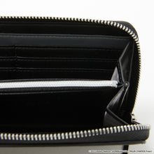 Load image into Gallery viewer, Nicholas D. Wolfwood Model Long Wallet TRIGUN STAMPEDE
