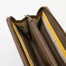 Load image into Gallery viewer, Reisalin “Ryza” Stout Model Long Wallet Atelier Ryza: Ever Darkness &amp; the Secret Hideout The Animation
