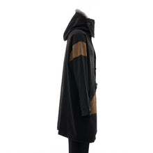 Load image into Gallery viewer, Atsu Model Coat Ghost of Yōtei
