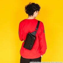 Load image into Gallery viewer, Vash the Stampede Model Crossbody Bag TRIGUN STARGAZE

