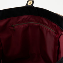 Load image into Gallery viewer, Lady Maria of the Astral Clocktower Model Bag Bloodborne
