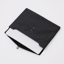 Load image into Gallery viewer, Hunter Model Laptop Sleeve Bloodborne
