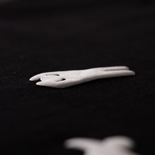 Load image into Gallery viewer, Emotes Model T-Shirt MECCHA CHAMELEON
