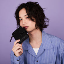 Load image into Gallery viewer, Shu Yamino Model Bi-fold Wallet NIJISANJI EN
