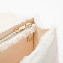 Load image into Gallery viewer, Fluffy White Fan de Bag
