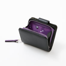 Load image into Gallery viewer, Shu Yamino Model Bi-fold Wallet NIJISANJI EN
