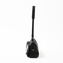 Load image into Gallery viewer, Shu Yamino Model Bag &amp; Acrylic Stand Set NIJISANJI EN
