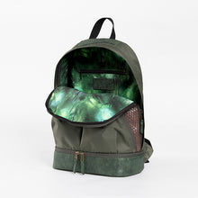 Load image into Gallery viewer, Nissa Revane Model Backpack Magic: The Gathering
