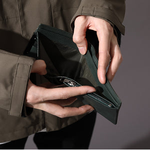 Chris Redfield Model Wallet Resident Evil Series